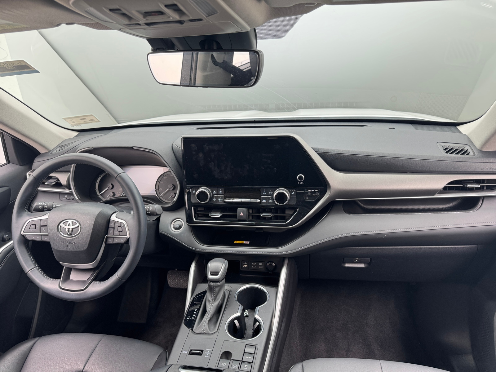 Thumbnail: 2024 Toyota Highlander - 2