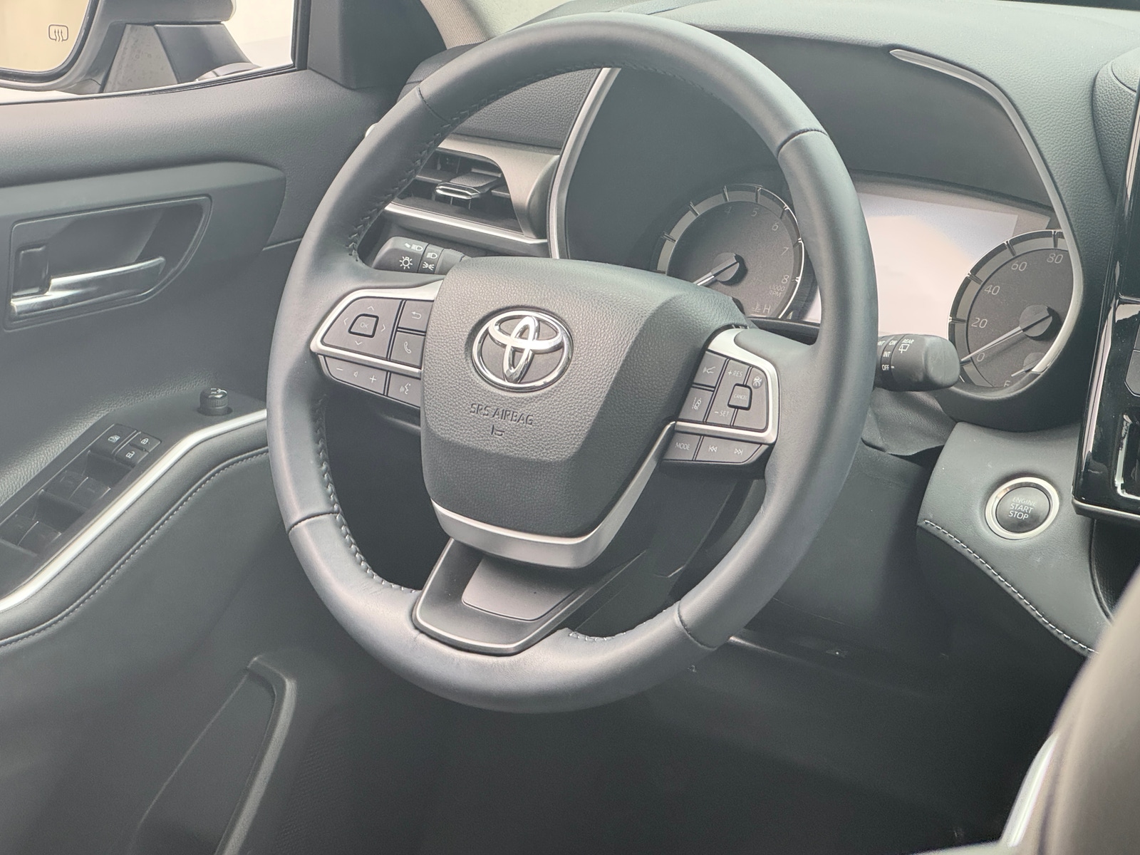 Thumbnail: 2024 Toyota Highlander - 4
