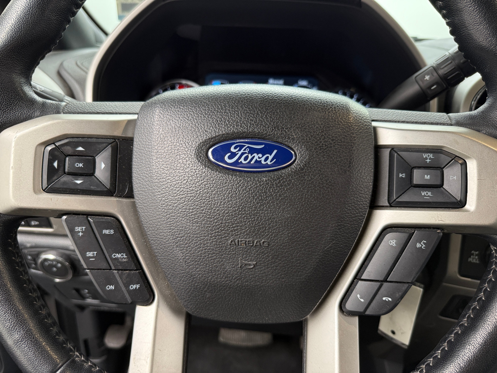 Thumbnail: 2022 Ford Econoline - 4
