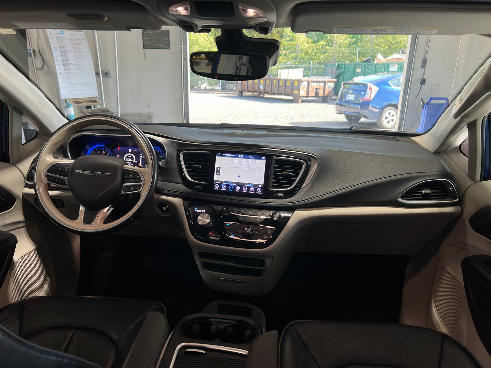 Thumbnail: 2019 Chrysler Pacifica - 2