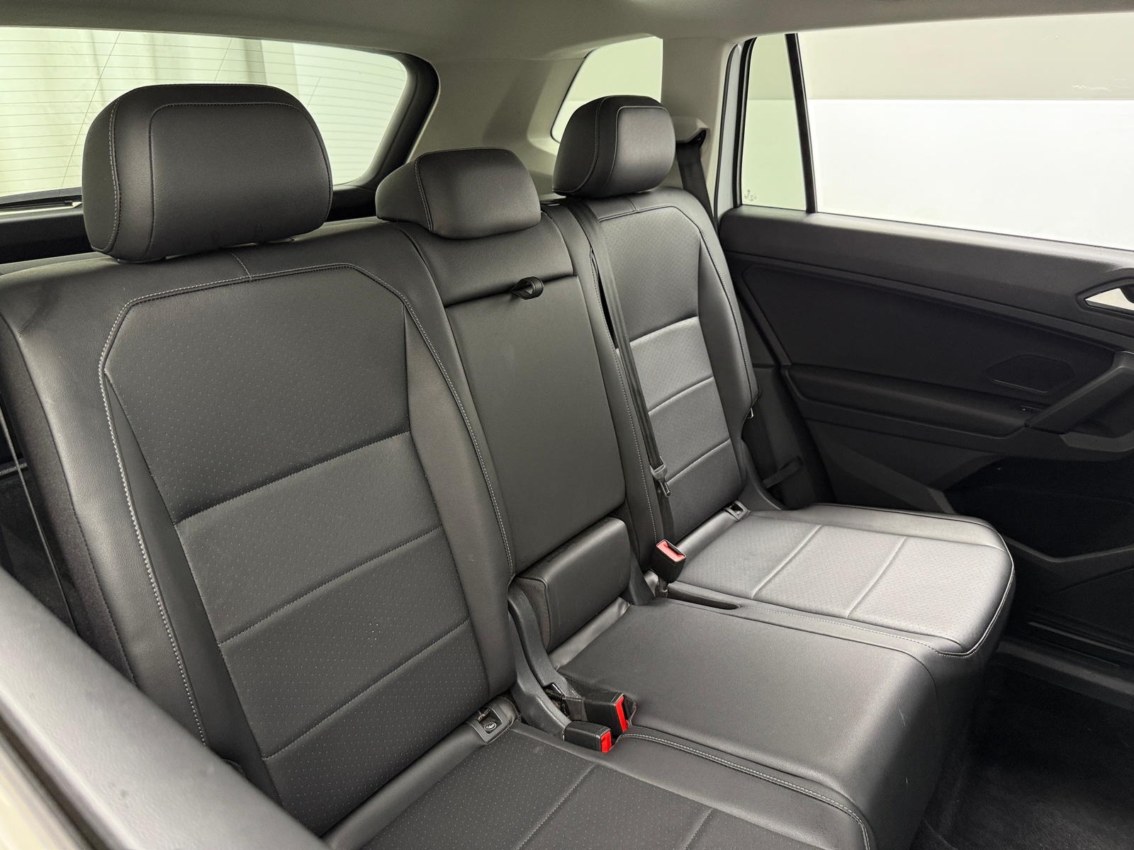 Thumbnail: 2019 Volkswagen Tiguan - 5