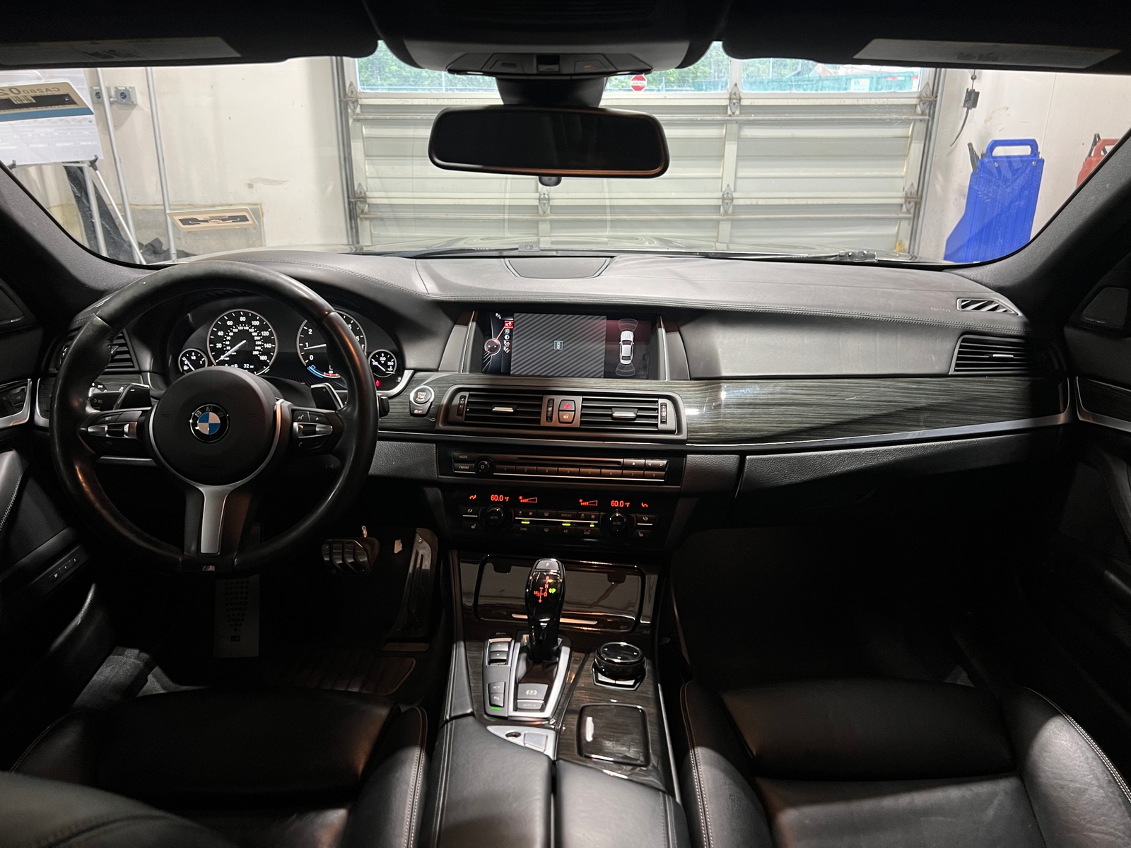 Thumbnail: 2016 BMW 5 Series - 2