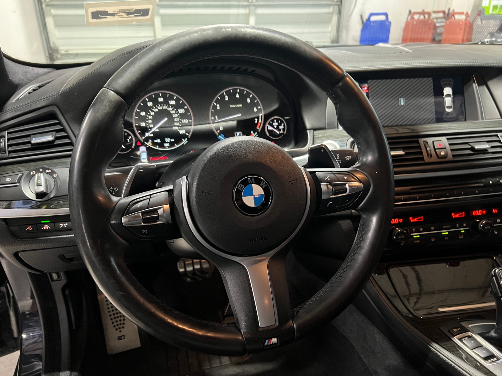 Thumbnail: 2016 BMW 5 Series - 4