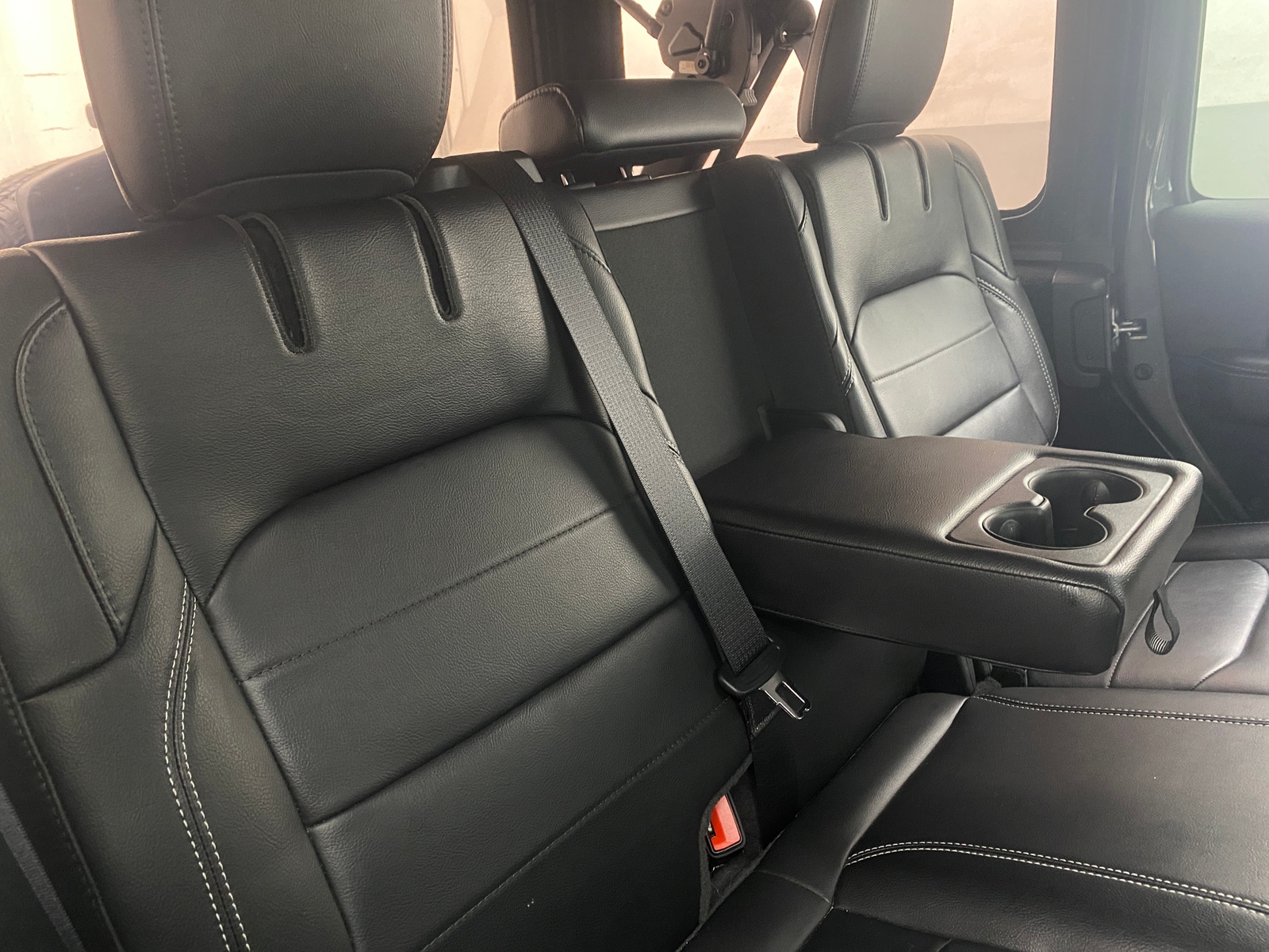 Thumbnail: 2021 Jeep Wrangler - 5