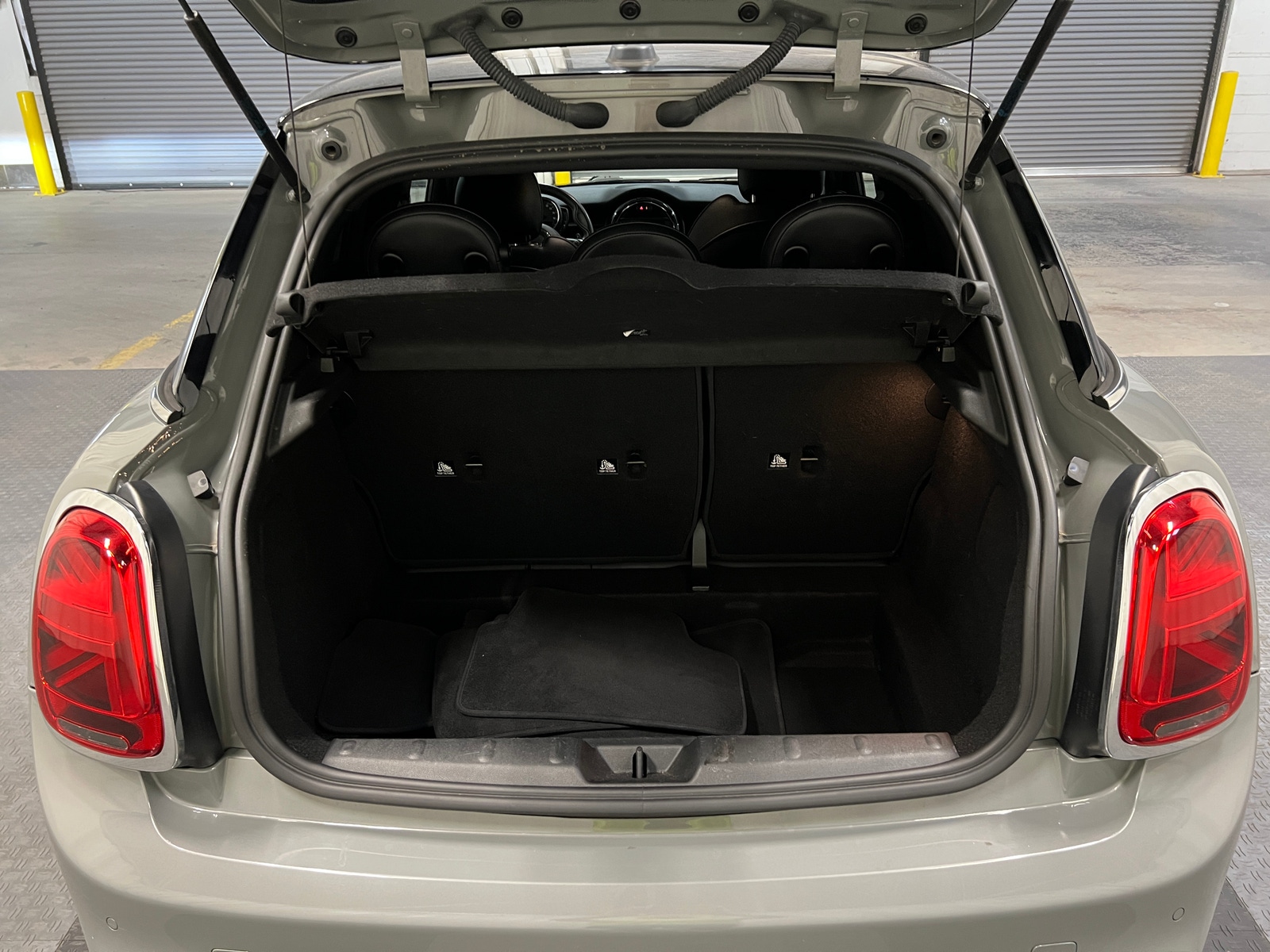 Thumbnail: 2021 MINI Cooper Hardtop - 6