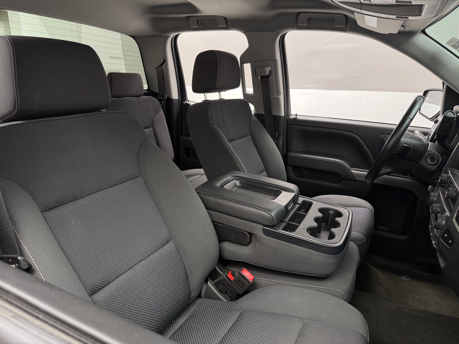 Thumbnail: 2018 Chevrolet Silverado 1500 - 2