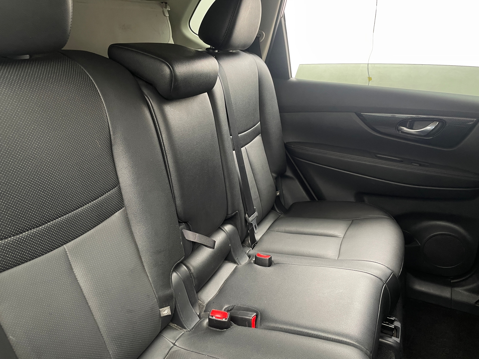 Thumbnail: 2018 Nissan Rogue - 5