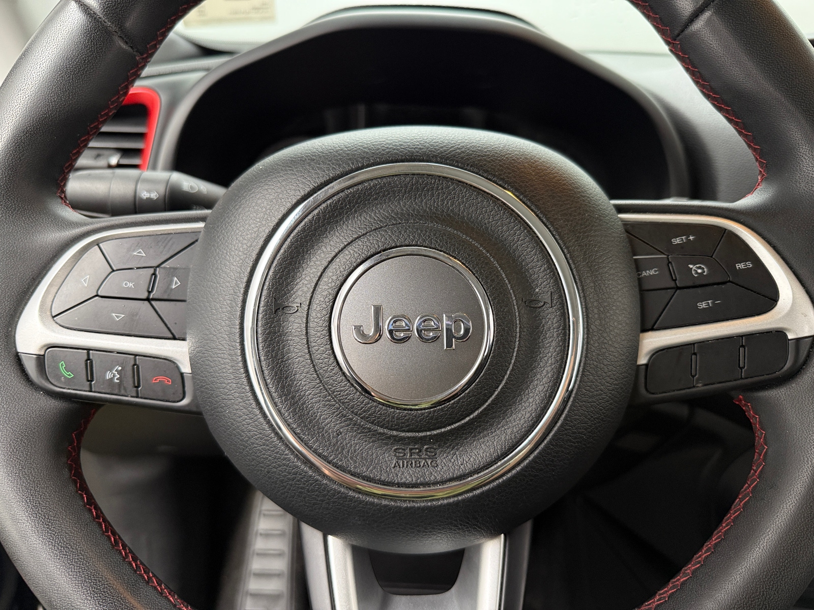 Thumbnail: 2020 Jeep Renegade - 5