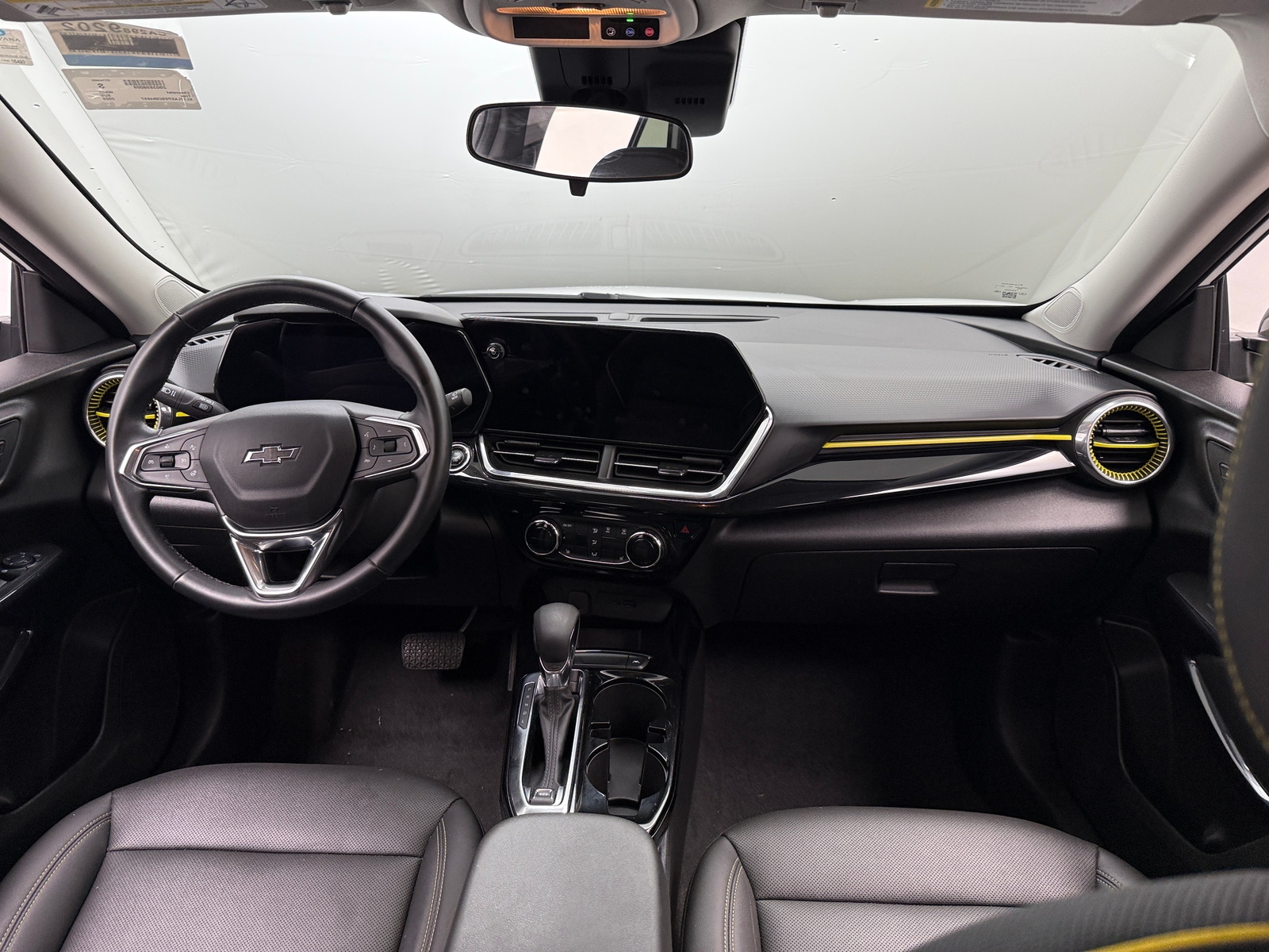 Thumbnail: 2025 Chevrolet Trax - 2