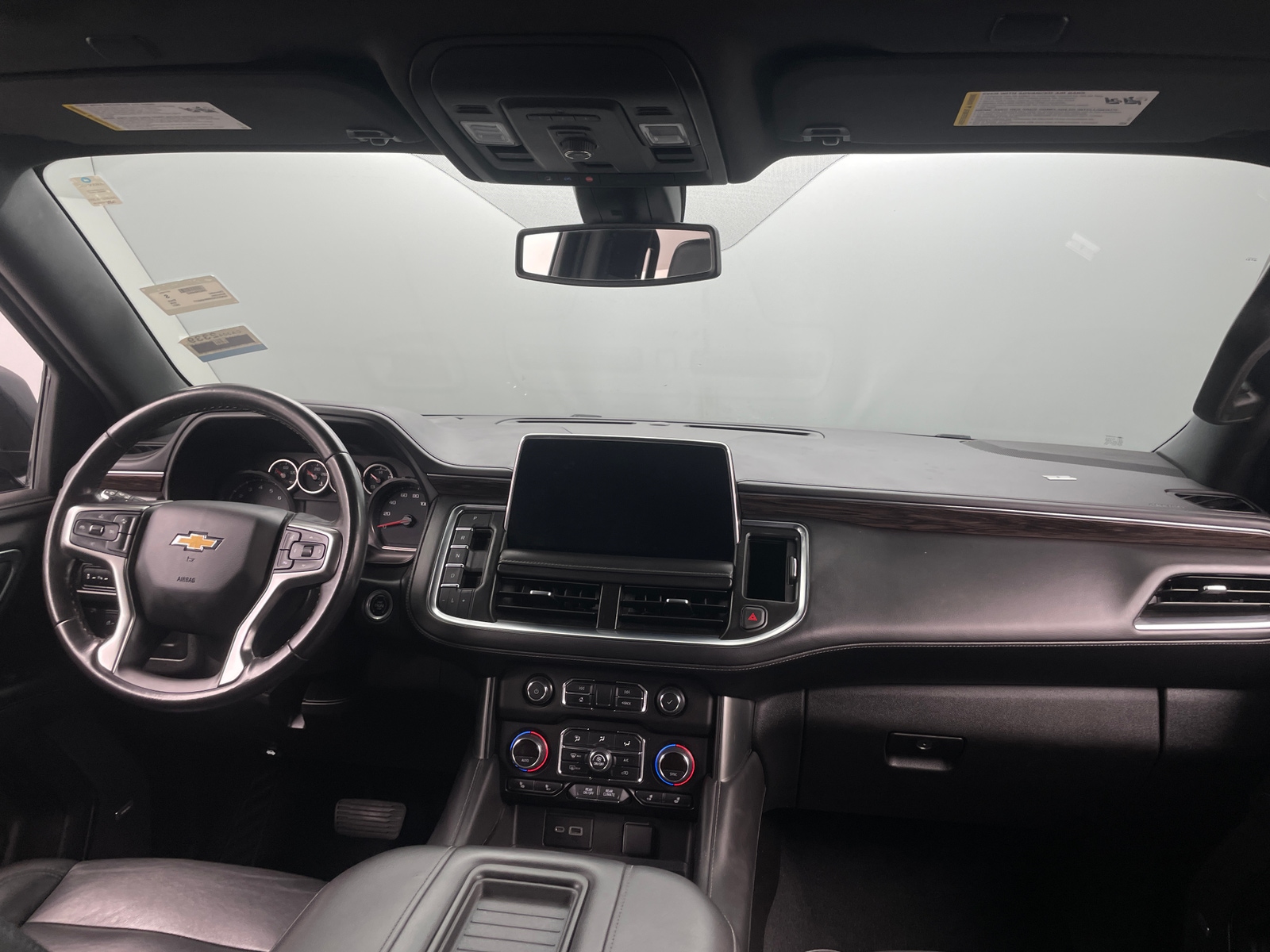 Thumbnail: 2021 Chevrolet Suburban - 3