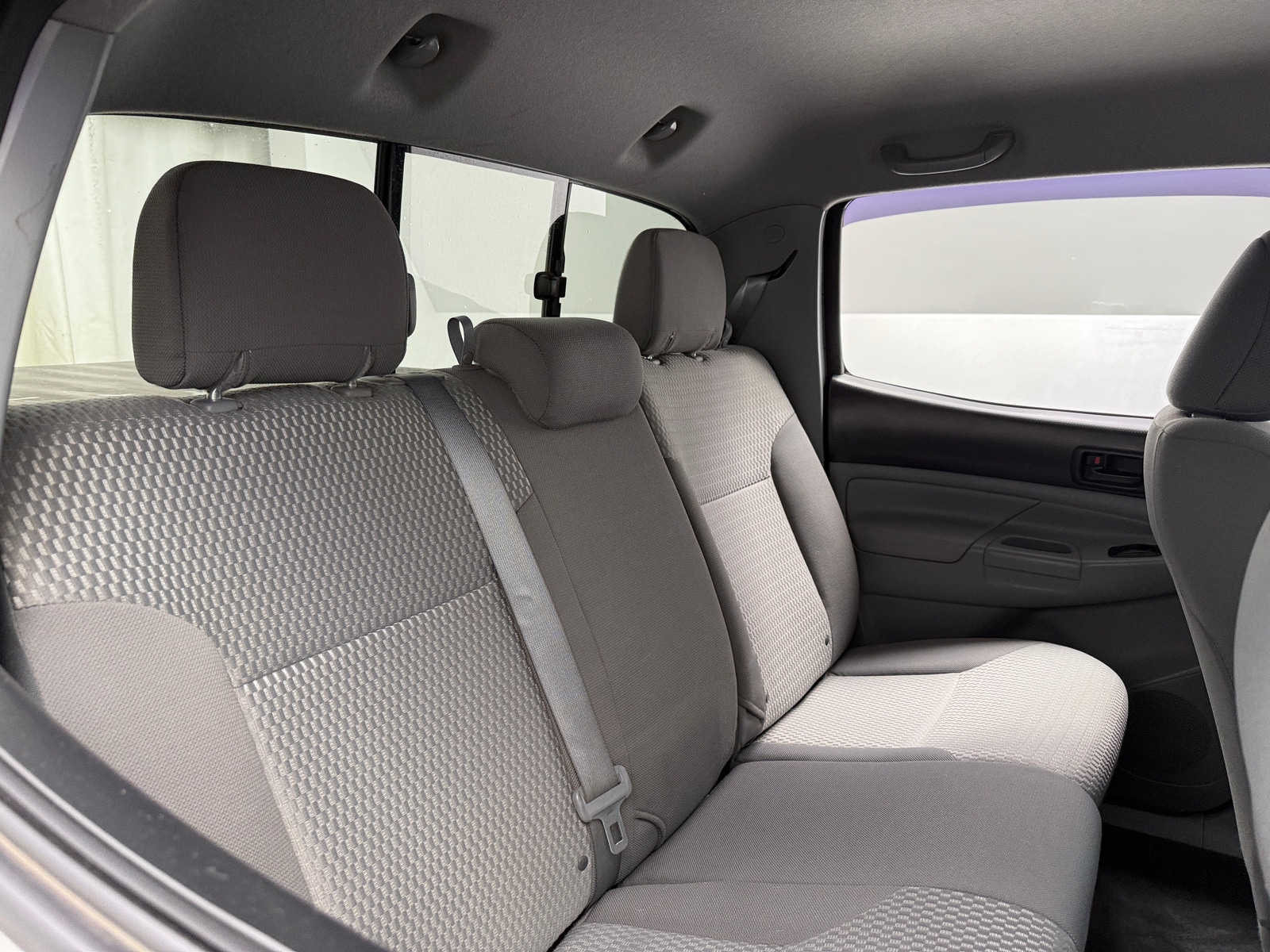 Thumbnail: 2015 Toyota Tacoma - 6