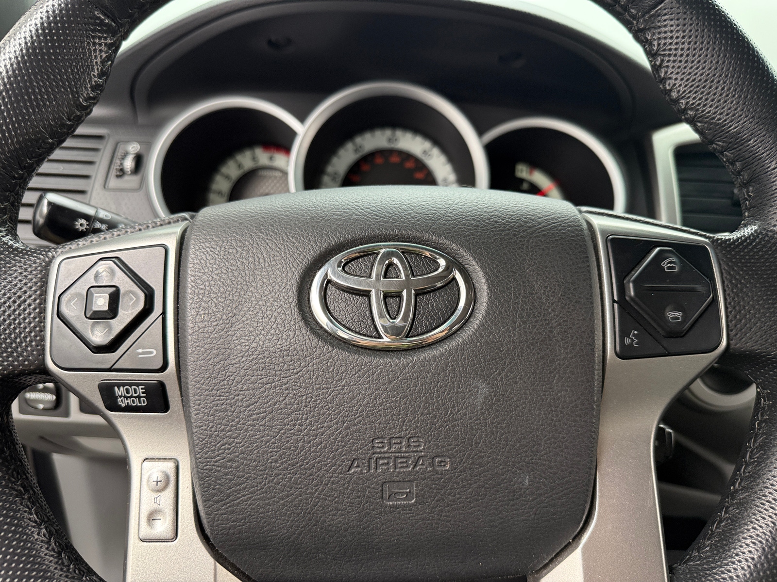 Thumbnail: 2015 Toyota Tacoma - 5