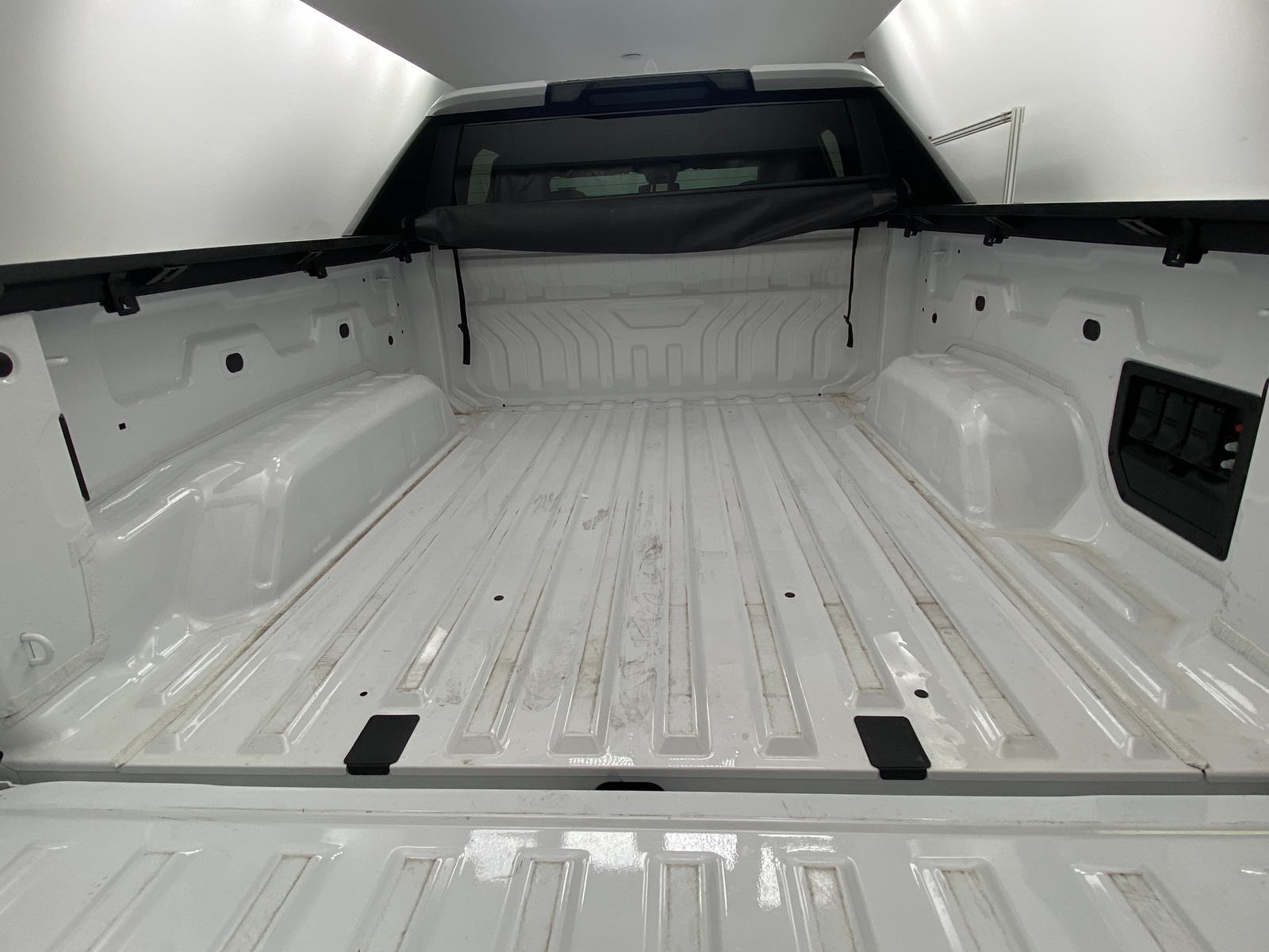 Thumbnail: 2024 Chevrolet Silverado EV - 7