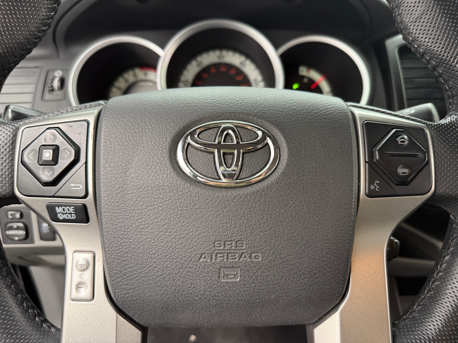 Thumbnail: 2015 Toyota Tacoma - 5
