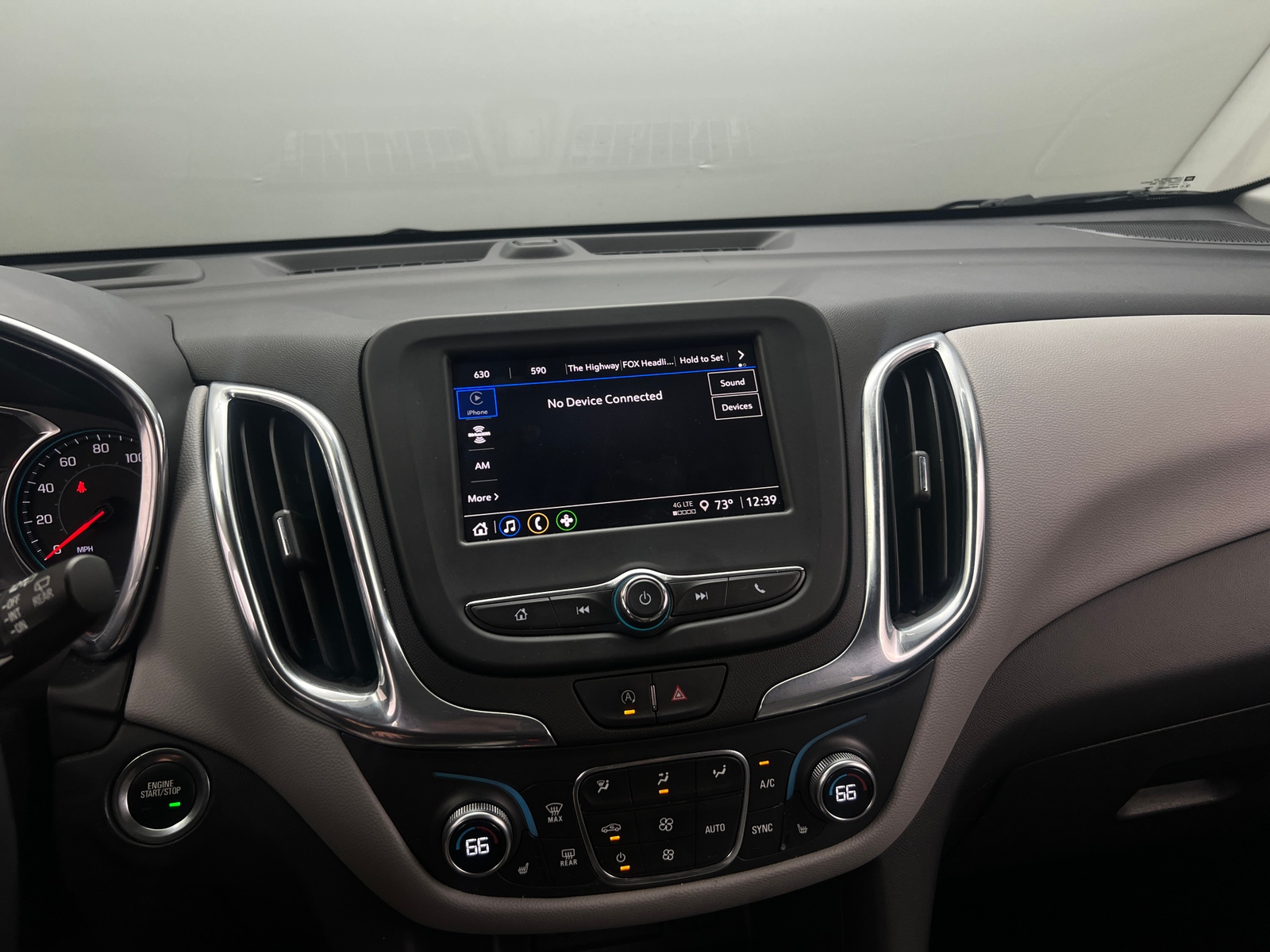 Thumbnail: 2023 Chevrolet Equinox - 4