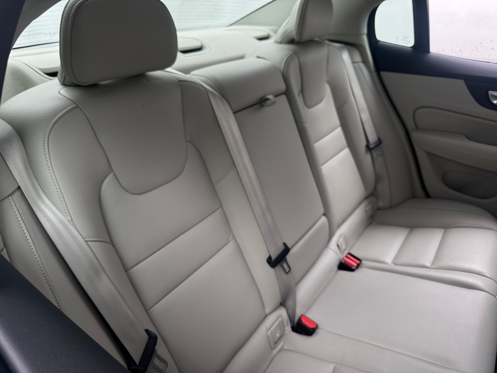 Thumbnail: 2024 Volvo S60 - 5