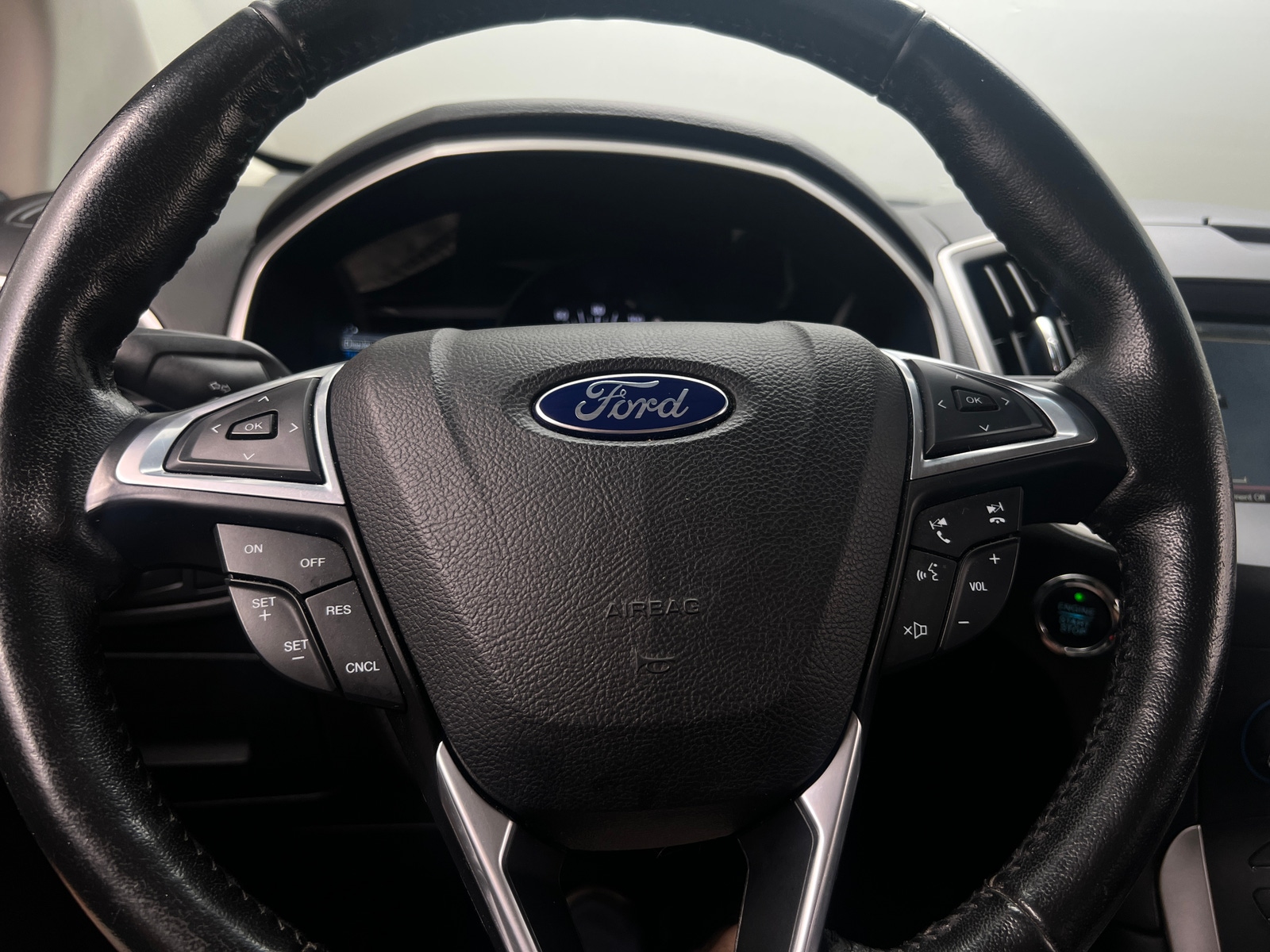 Thumbnail: 2015 Ford Edge - 5