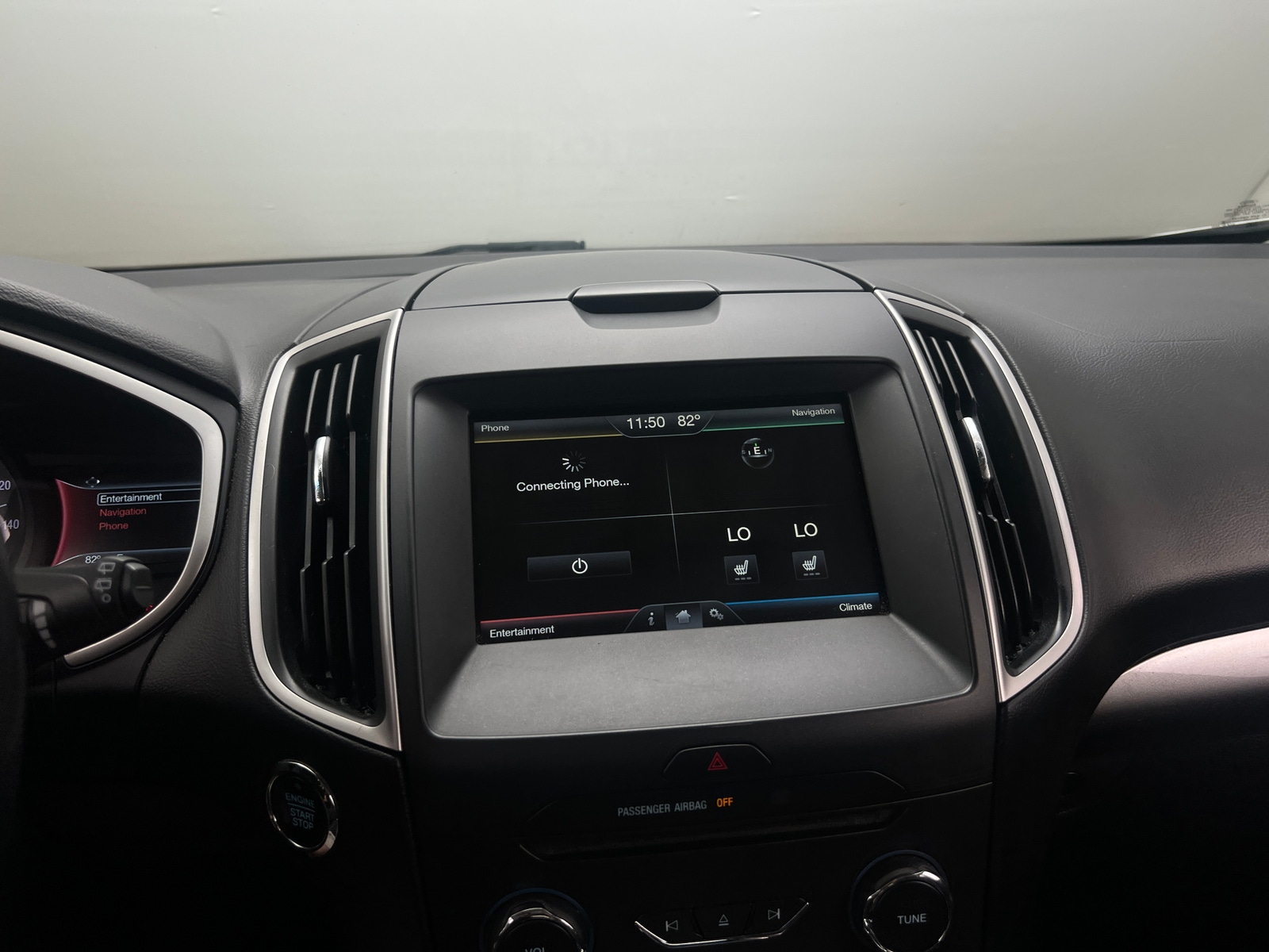 Thumbnail: 2015 Ford Edge - 4