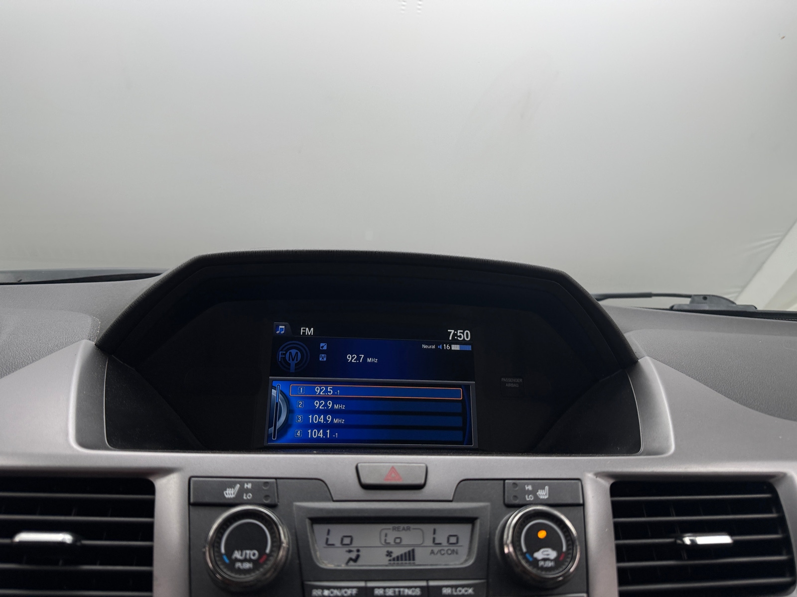 Thumbnail: 2014 Honda Odyssey - 3