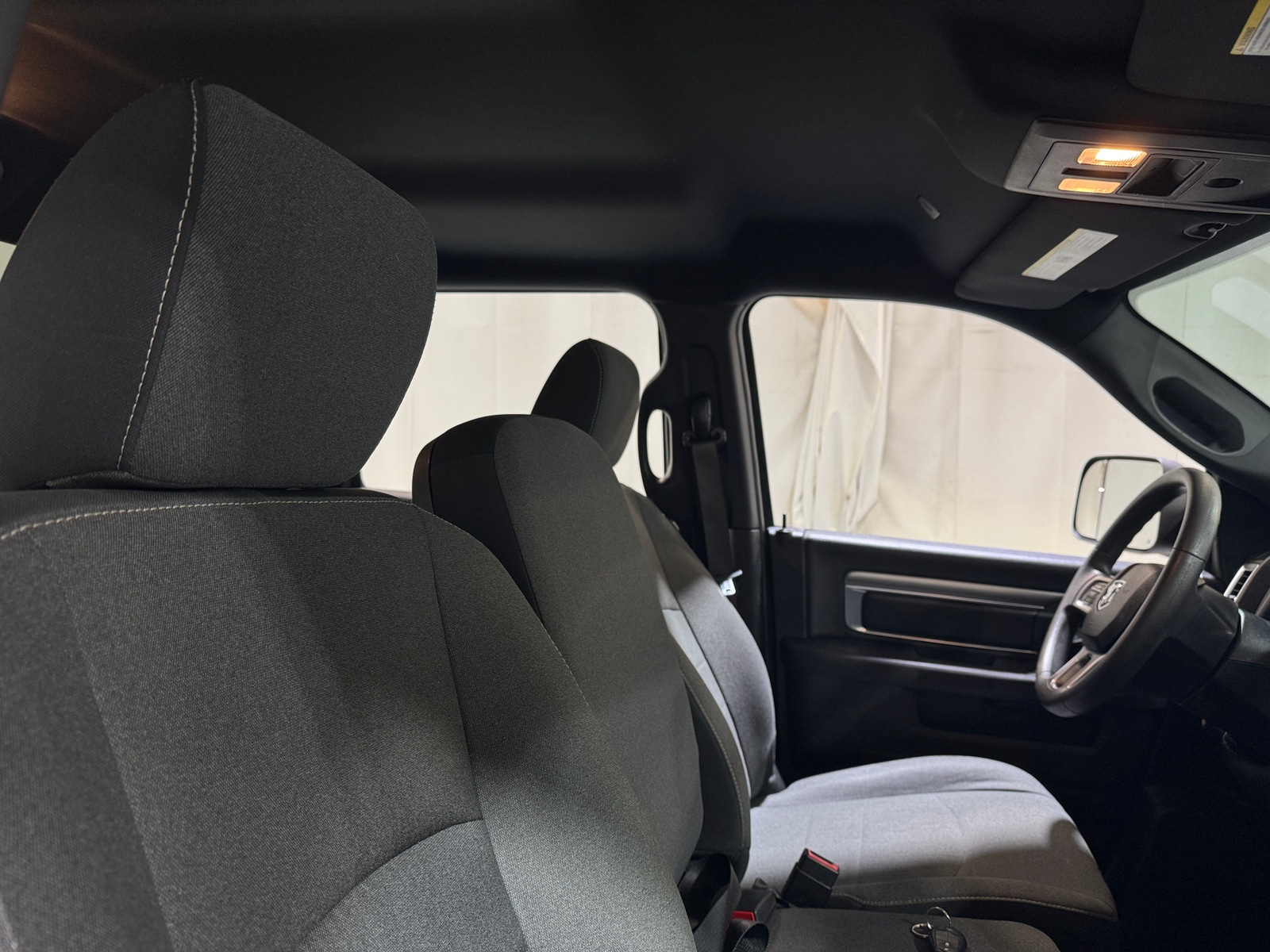 Thumbnail: 2021 RAM 1500 Classic - 2