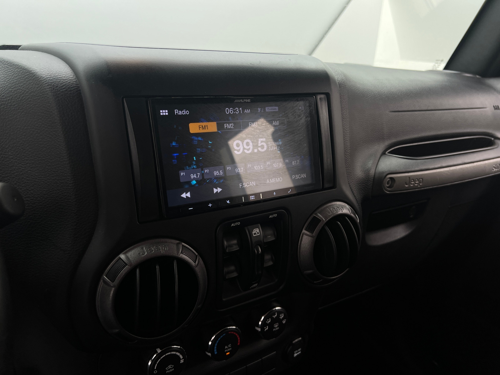 Thumbnail: 2017 Jeep Wrangler - 4