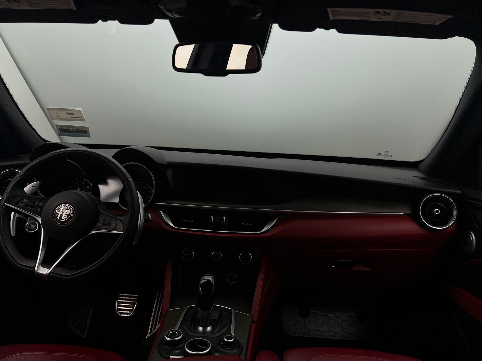 Thumbnail: 2018 Alfa Romeo Stelvio - 2