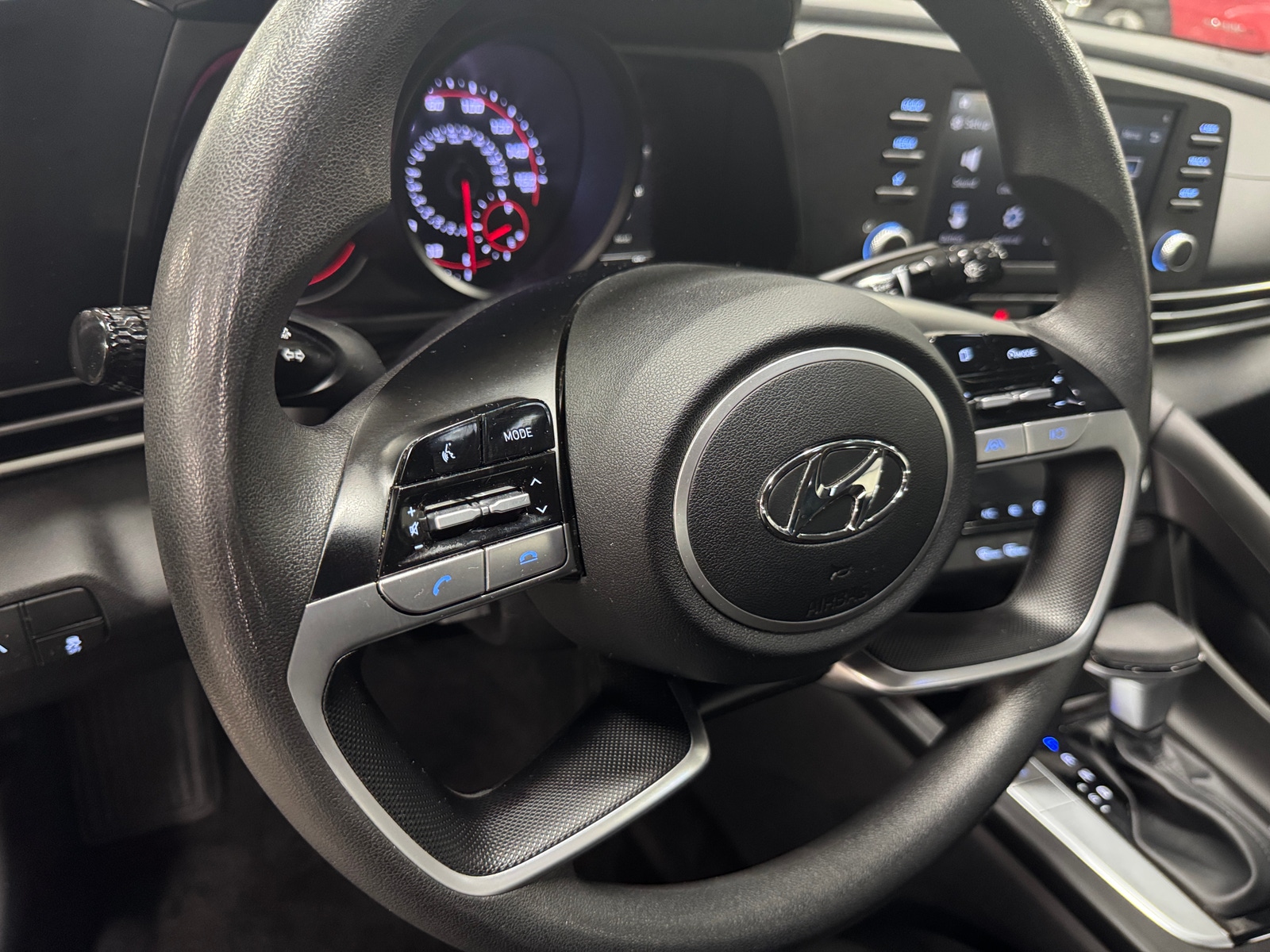 Thumbnail: 2021 Hyundai Elantra - 5