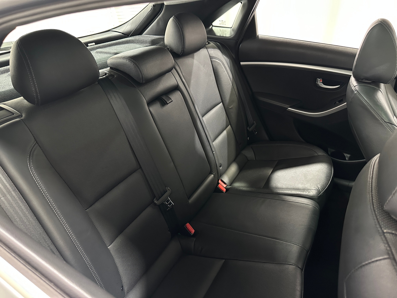 Thumbnail: 2014 Hyundai Elantra - 6