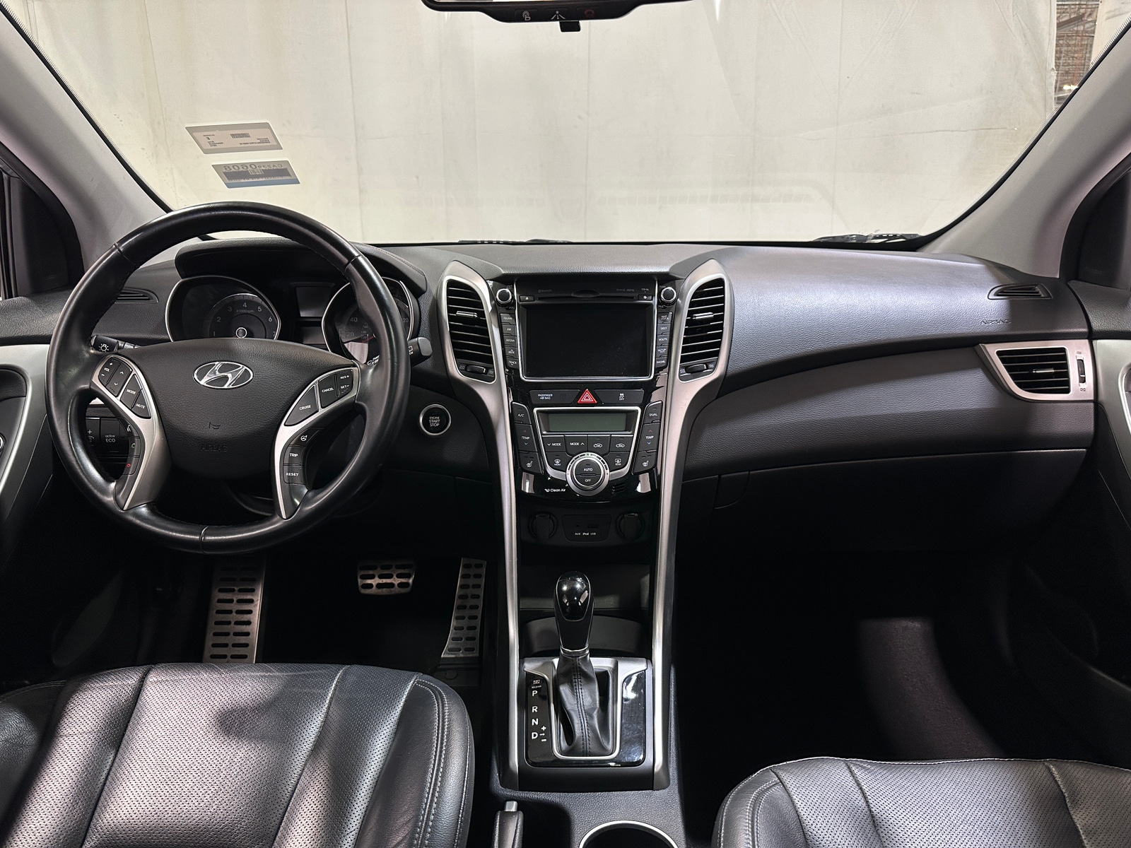 Thumbnail: 2014 Hyundai Elantra - 3