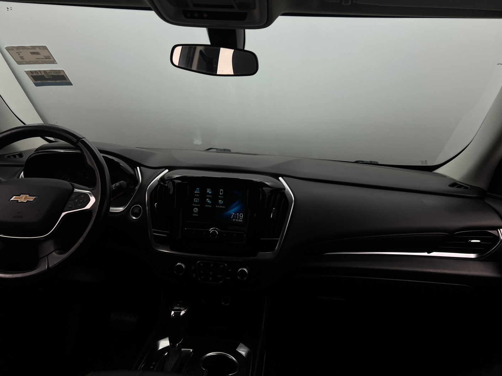 Thumbnail: 2019 Chevrolet Traverse - 3
