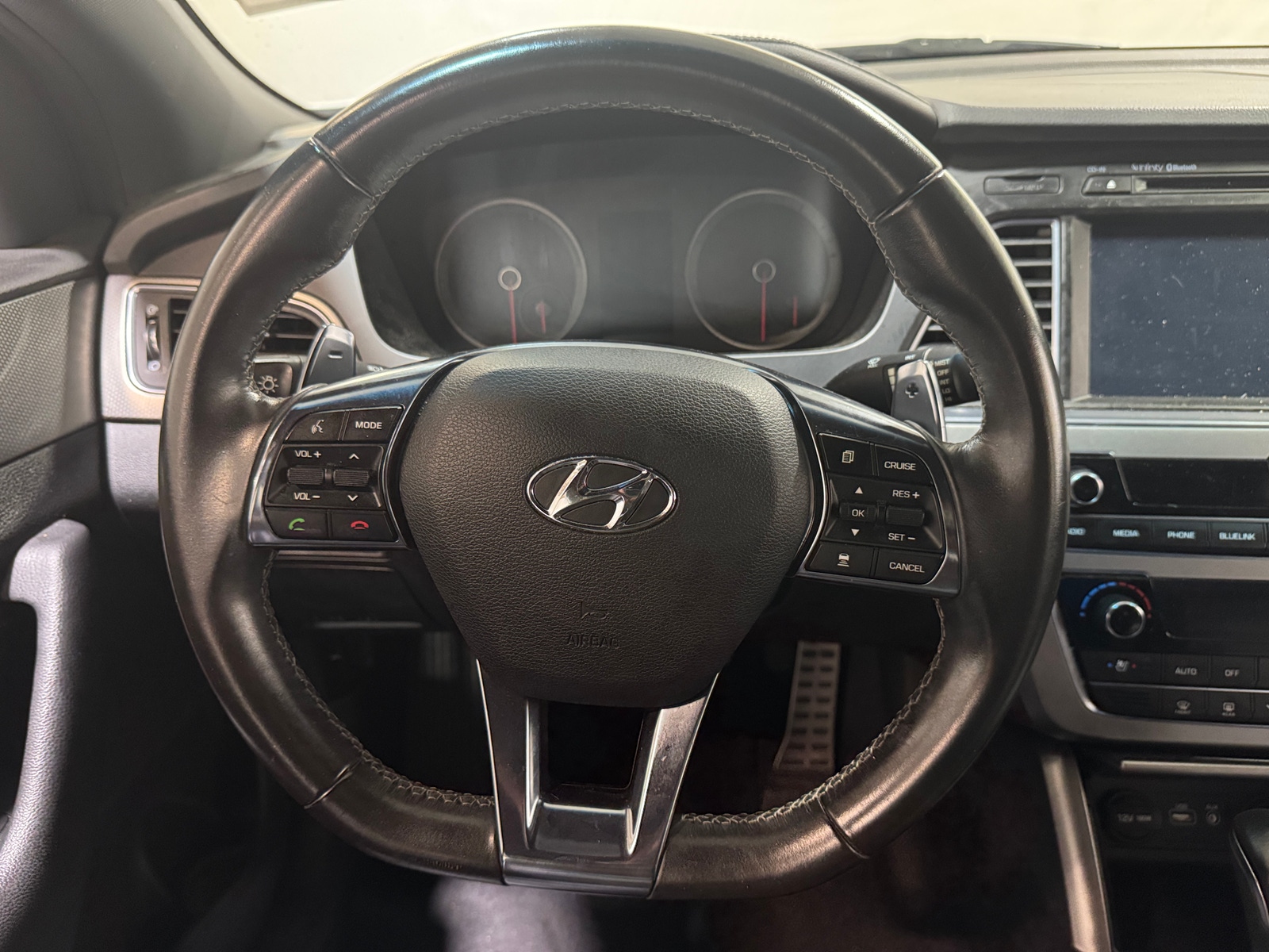 Thumbnail: 2015 Hyundai Sonata - 4