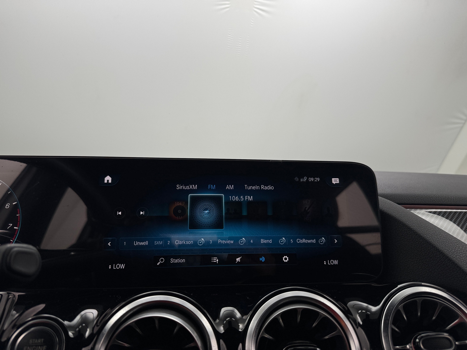 Thumbnail: 2023 Mercedes-Benz GLA - 3