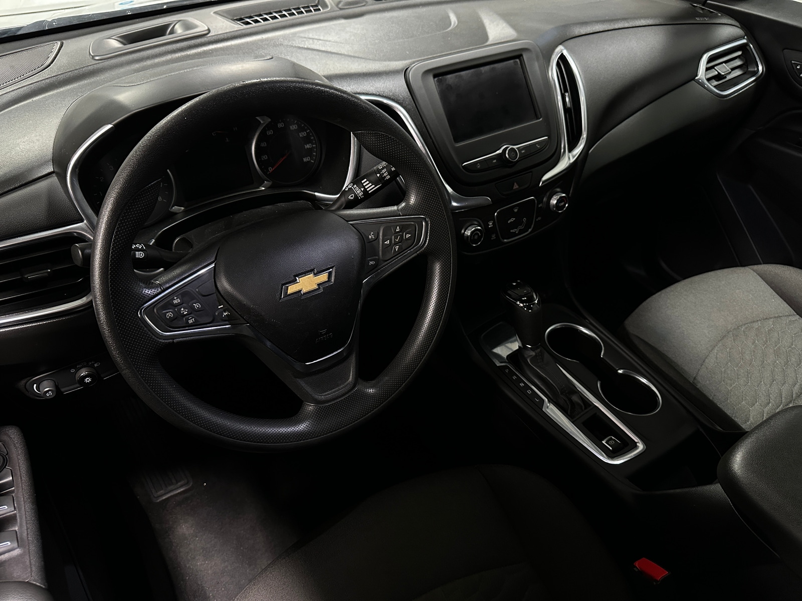 Thumbnail: 2021 Chevrolet Equinox - 3
