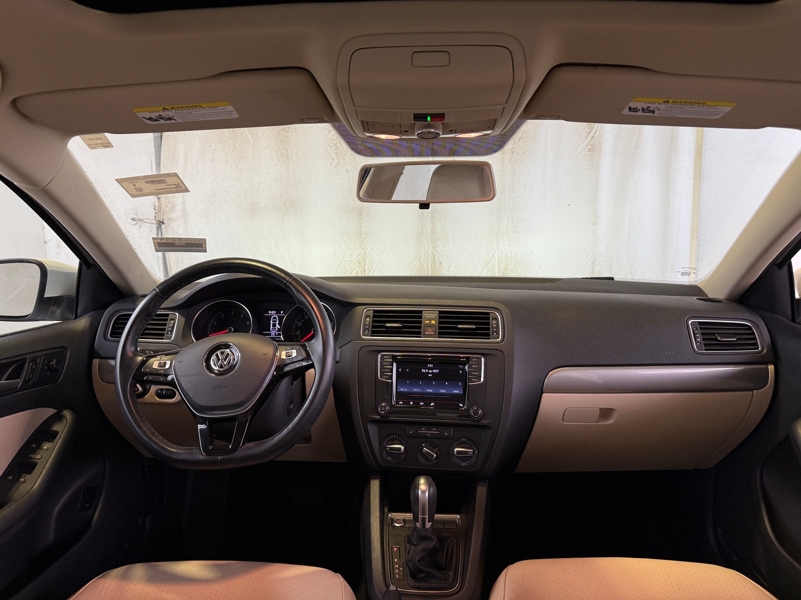 Thumbnail: 2017 Volkswagen Jetta - 2