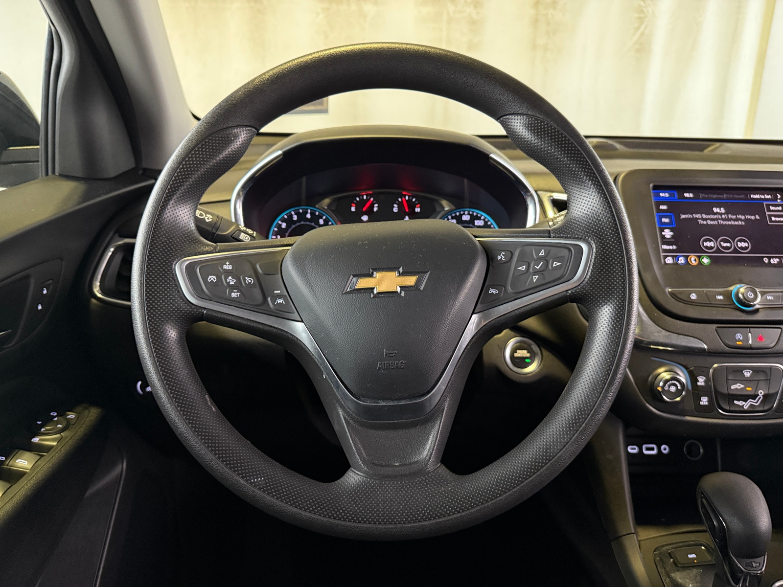 Thumbnail: 2023 Chevrolet Equinox - 5