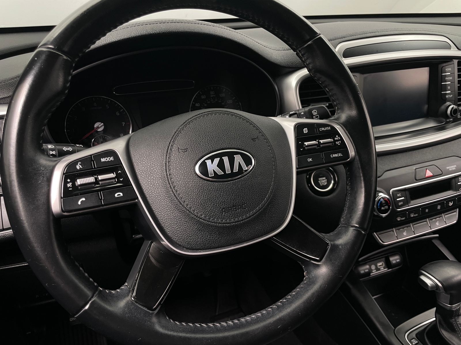 Thumbnail: 2020 Kia Sorento - 5