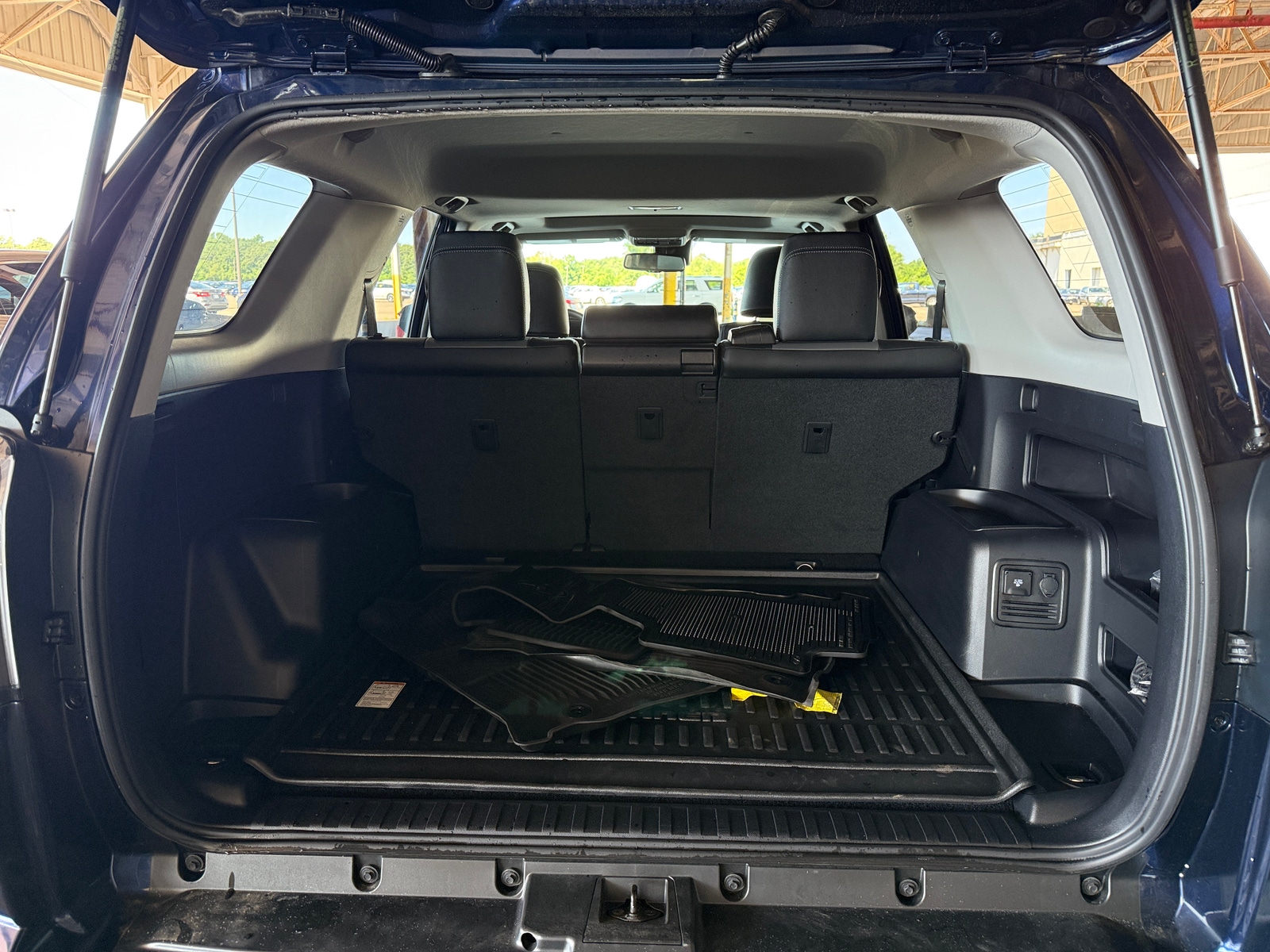 Thumbnail: 2021 Toyota 4Runner - 6