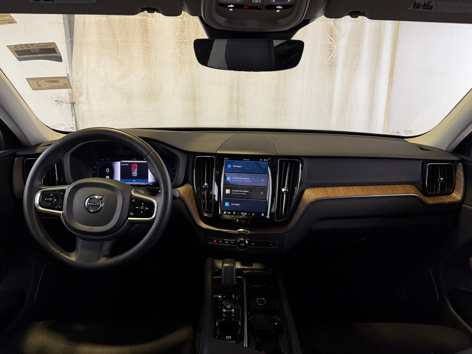 Thumbnail: 2023 Volvo XC60 - 2
