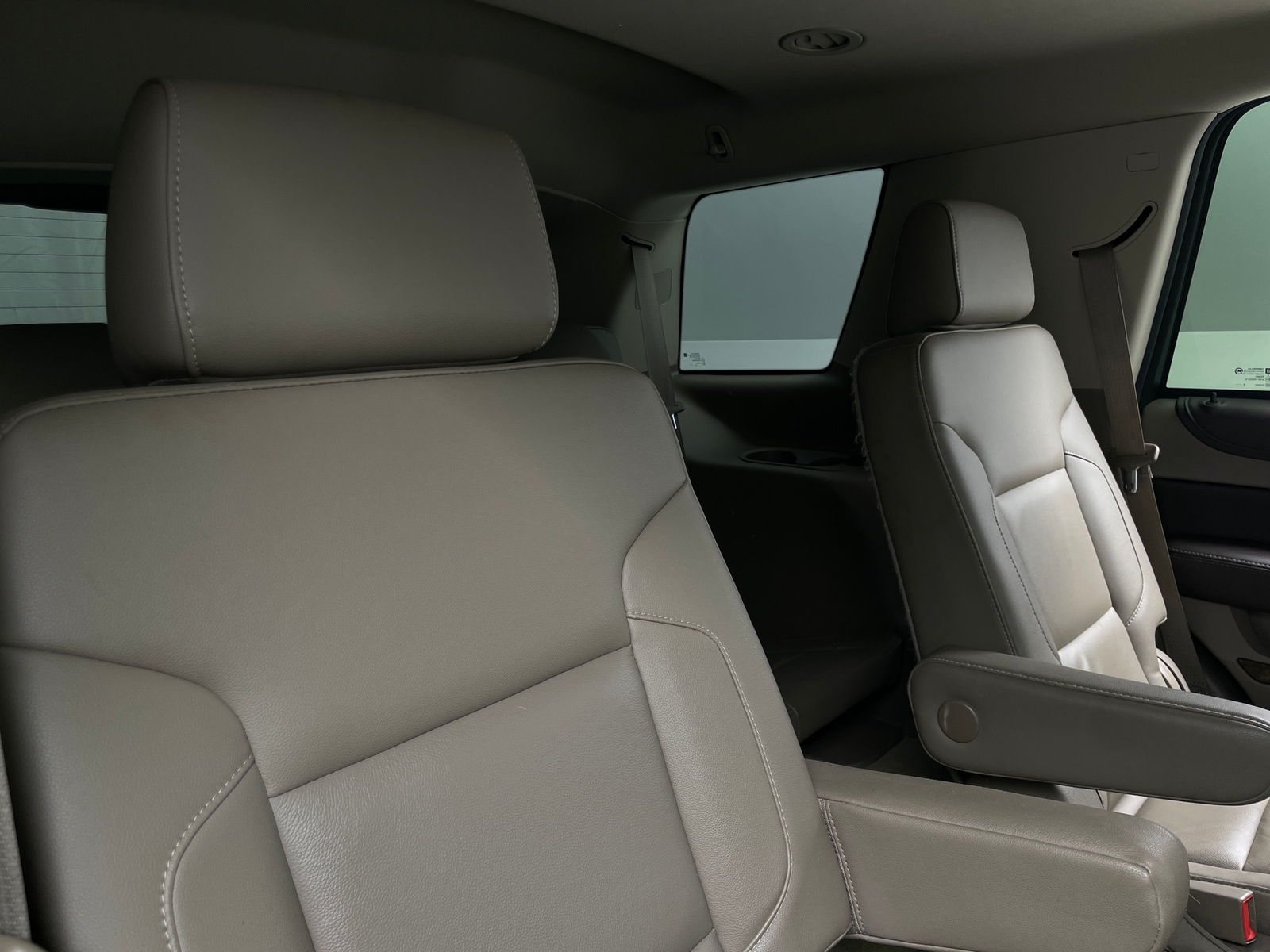 Thumbnail: 2016 Chevrolet Tahoe - 5