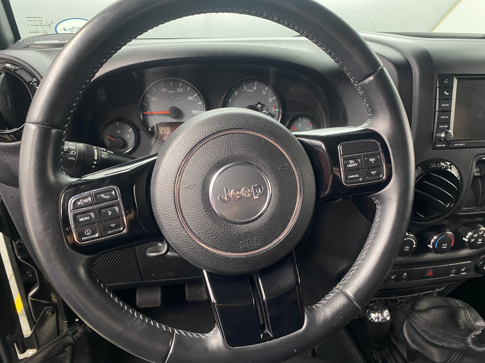 Thumbnail: 2017 Jeep Wrangler - 3