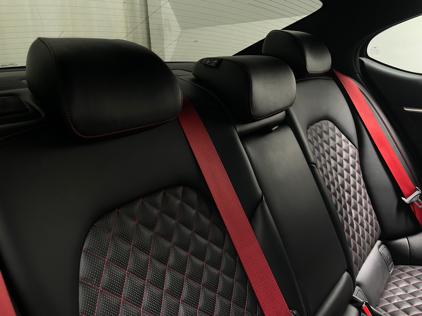 Thumbnail: 2022 Genesis G70 - 5
