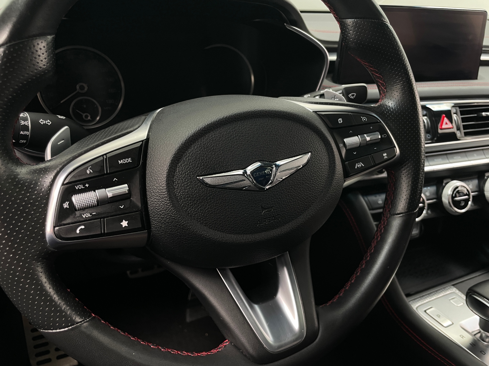 Thumbnail: 2022 Genesis G70 - 4
