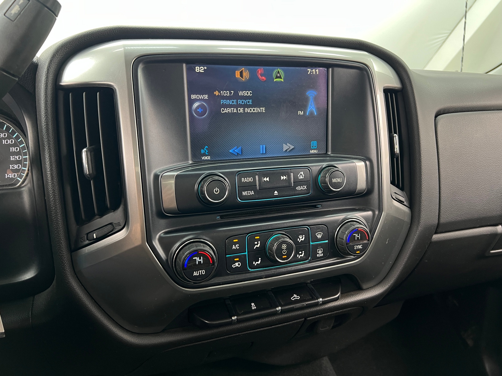 Thumbnail: 2014 Chevrolet Silverado 1500 - 4
