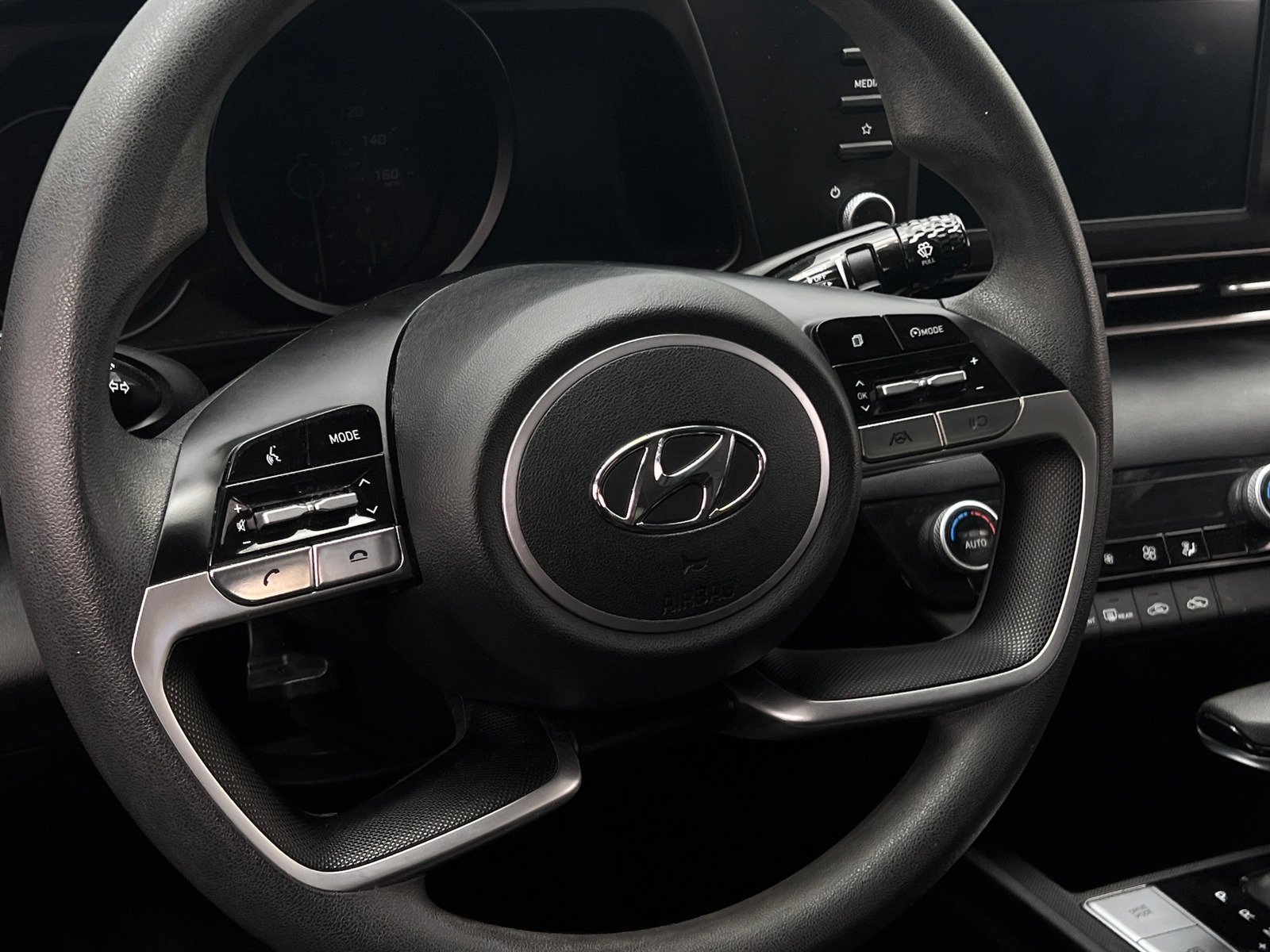 Thumbnail: 2023 Hyundai Elantra - 5