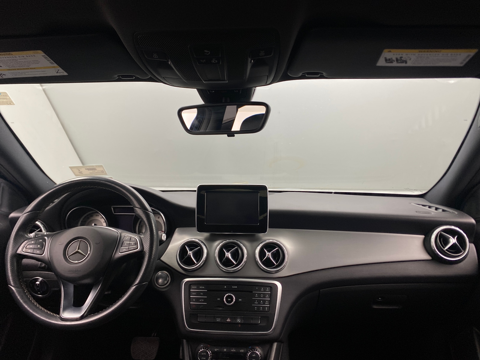 Thumbnail: 2017 Mercedes-Benz GLA - 2