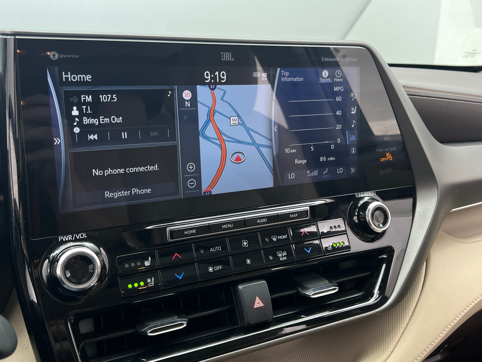 Thumbnail: 2021 Toyota Highlander - 3