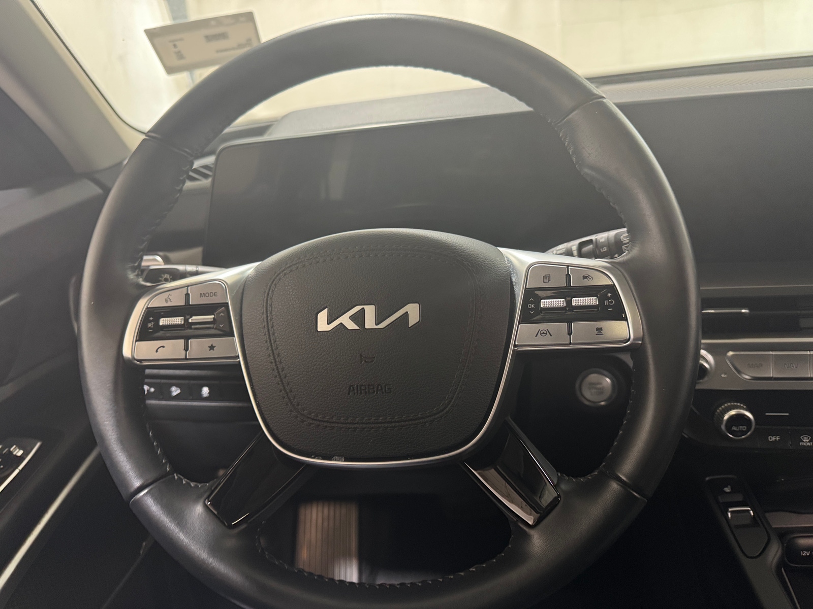 Thumbnail: 2023 Kia Telluride - 4