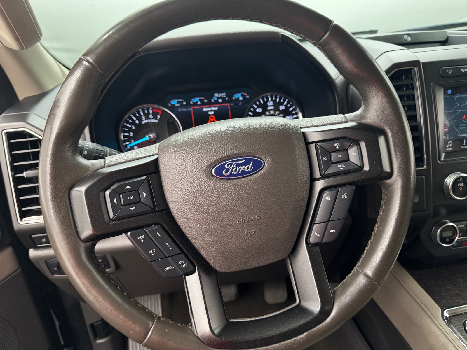 Thumbnail: 2019 Ford Expedition - 4