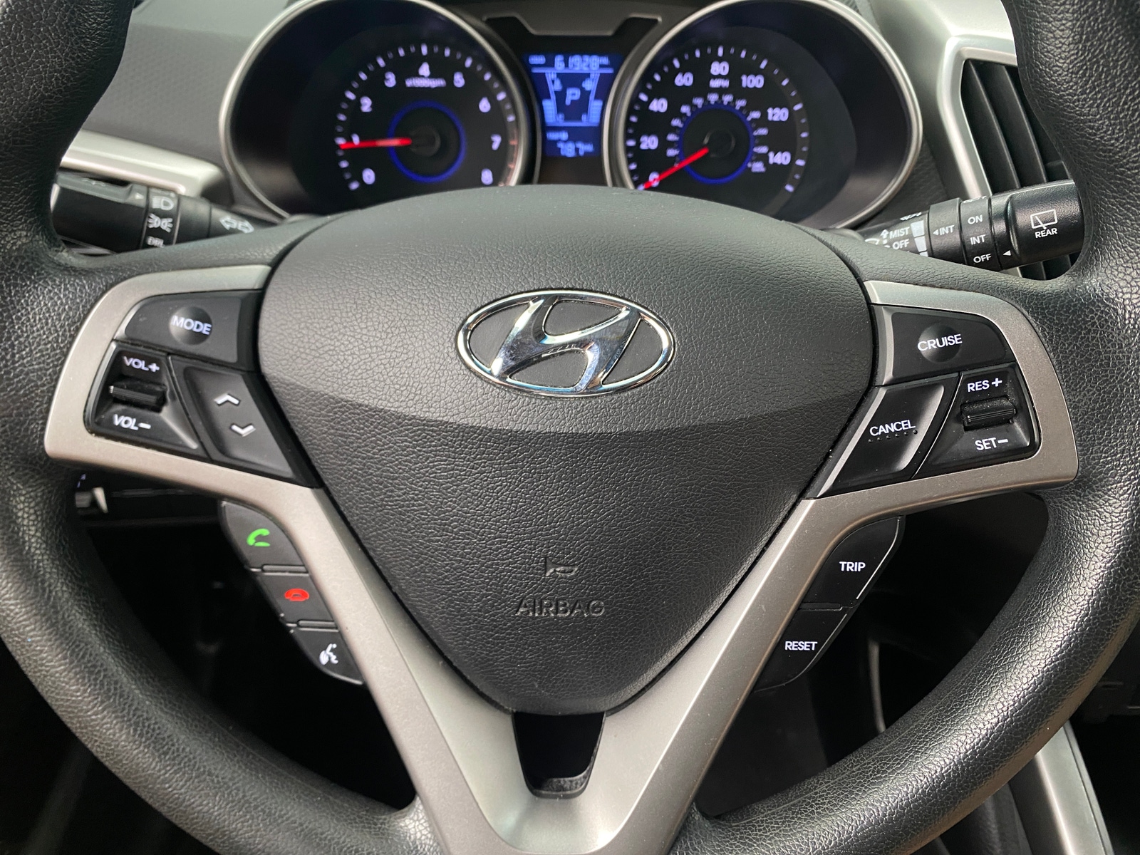 Thumbnail: 2016 Hyundai Veloster - 5
