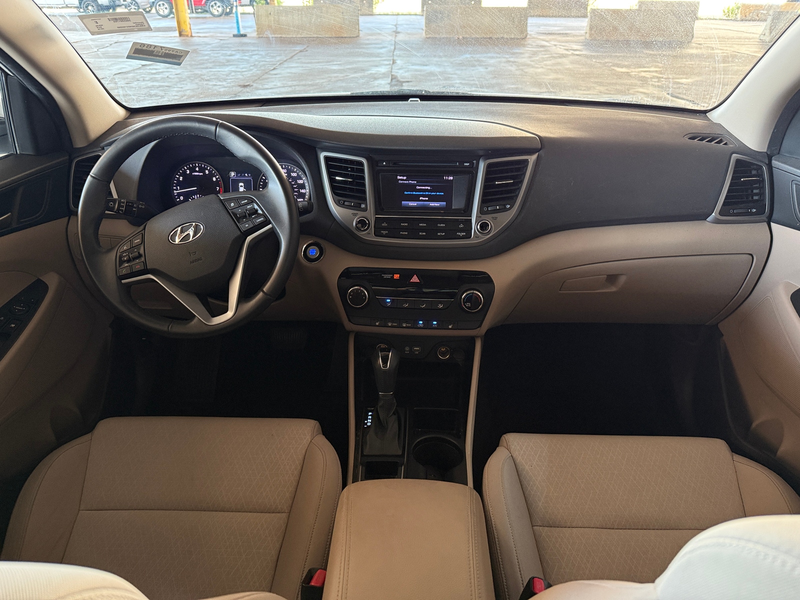 Thumbnail: 2016 Hyundai Tucson - 3